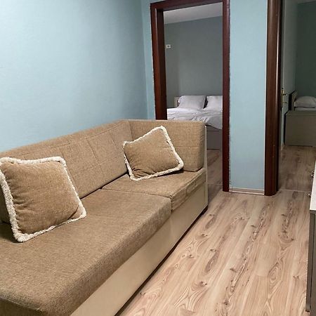 Itan'S Apartments Tirana Esterno foto