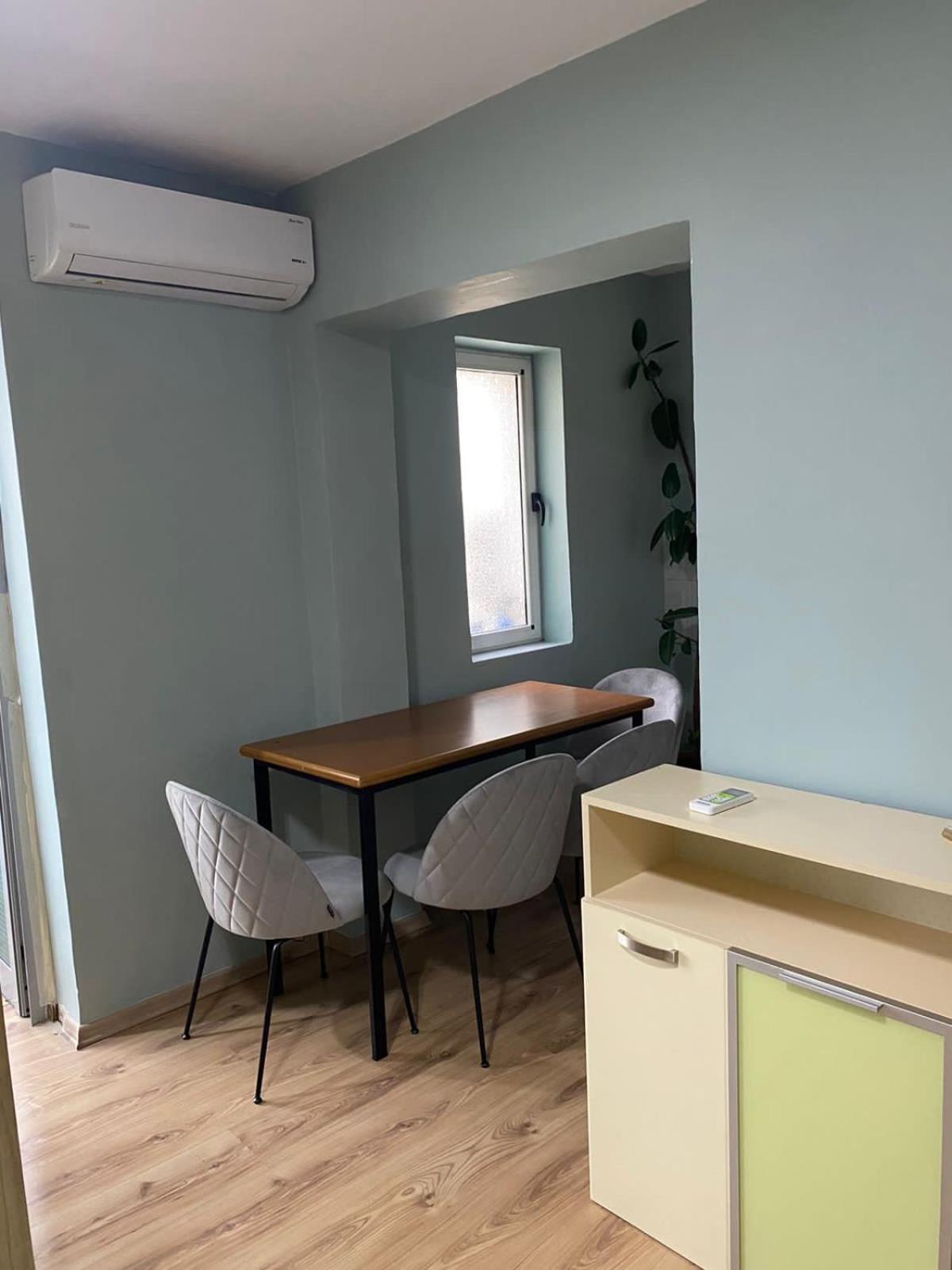 Itan'S Apartments Tirana Esterno foto
